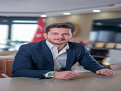 GEN� N�FUSA YATIRIM T�RK�YE�N�N GELECE��N� �EK�LLEND�R�YOR